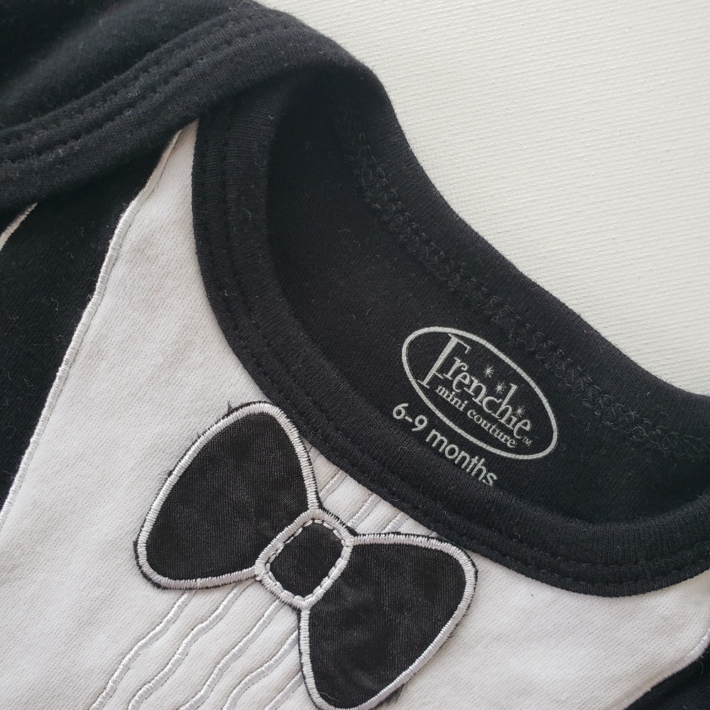 NWOT Infant tuxedo onesie - Picture 2 of 3